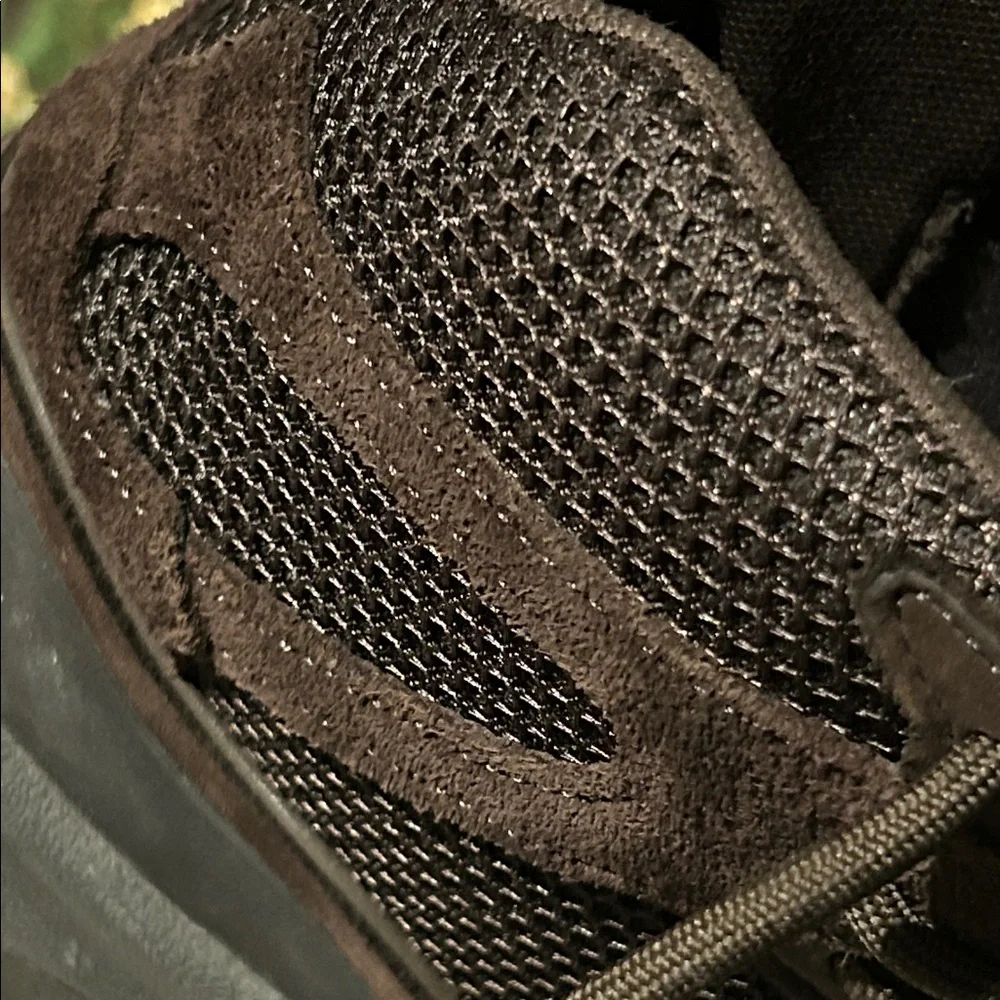 100% AUTHENTIC ADIDAS YEEZY DESERT BOOT OIL BOOTS SIZE US 9.5 - Picture 8 of 10